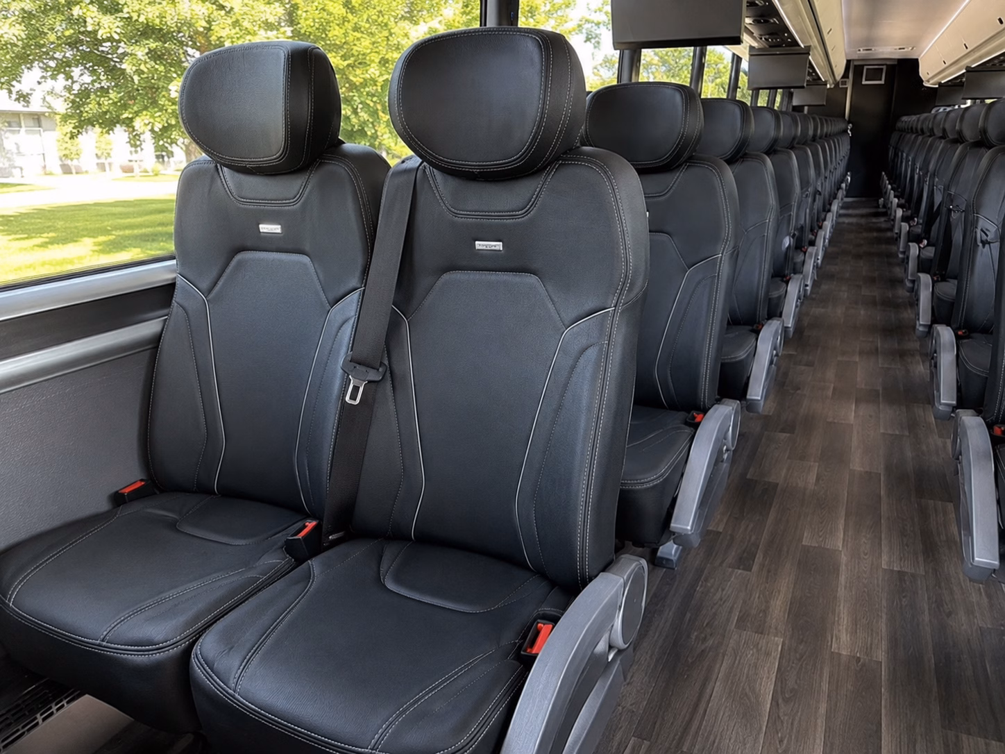instant online bus rental quotes in moore