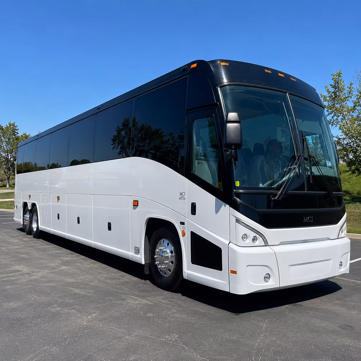 shuttle buses to will rogers world airport okc from moore